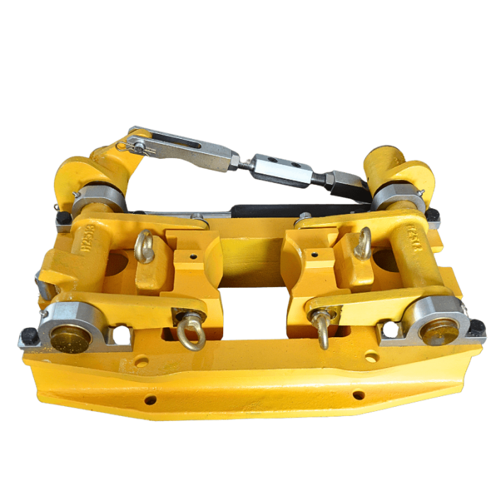 Back view of a cast steel hydraulic rod clamp